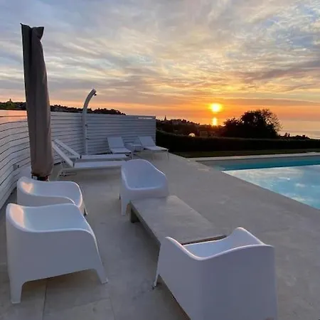 Ca Bianca Del Mediterraneo بيت للعطل